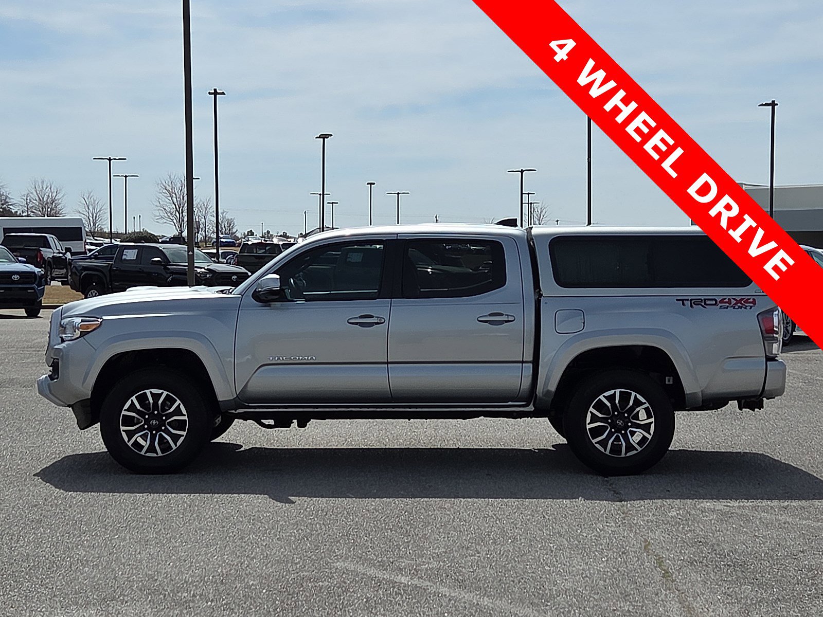 Used 2023 Toyota Tacoma TRD Sport w/ Advanced Technology Package AWD/4WD image 3