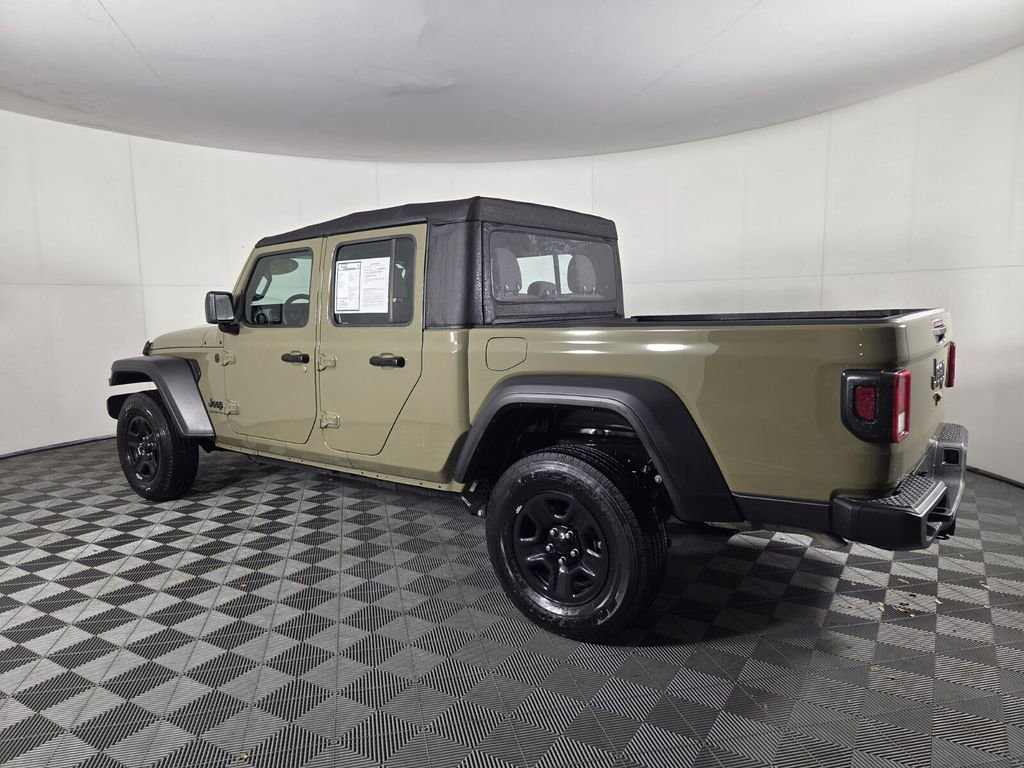 Certified 2025 Jeep Gladiator Sport AWD/4WD image 8