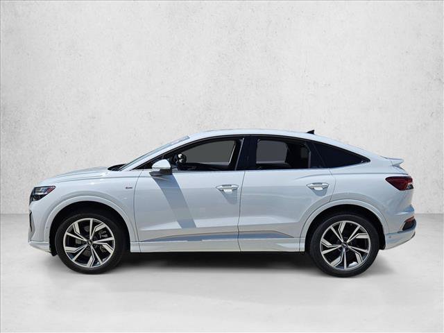 Used 2023 Audi Q4 e-tron Prestige AWD/4WD image 9