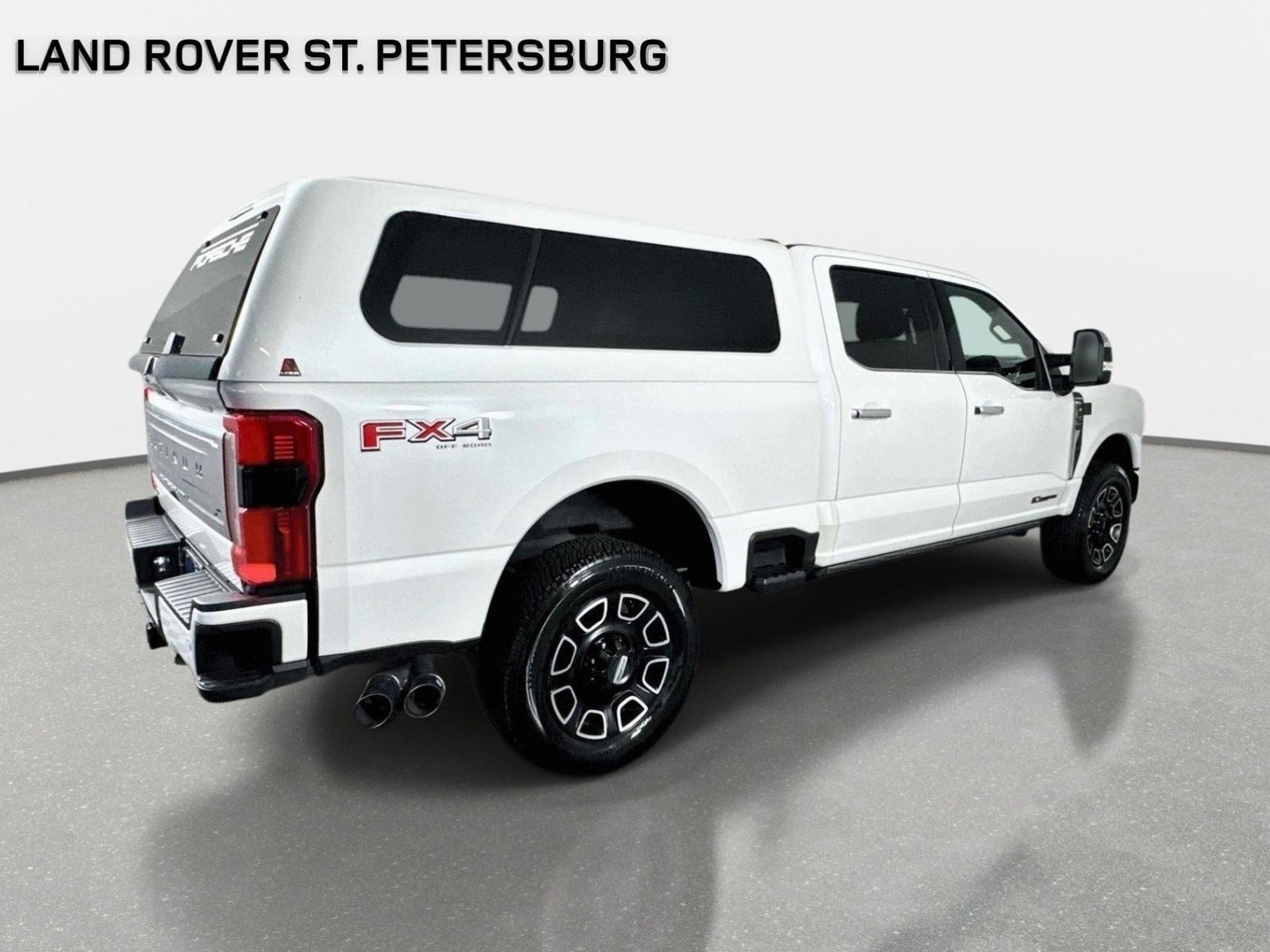 Used 2024 Ford F350 Platinum w/ FX4 Off-Road Package AWD/4WD image 6