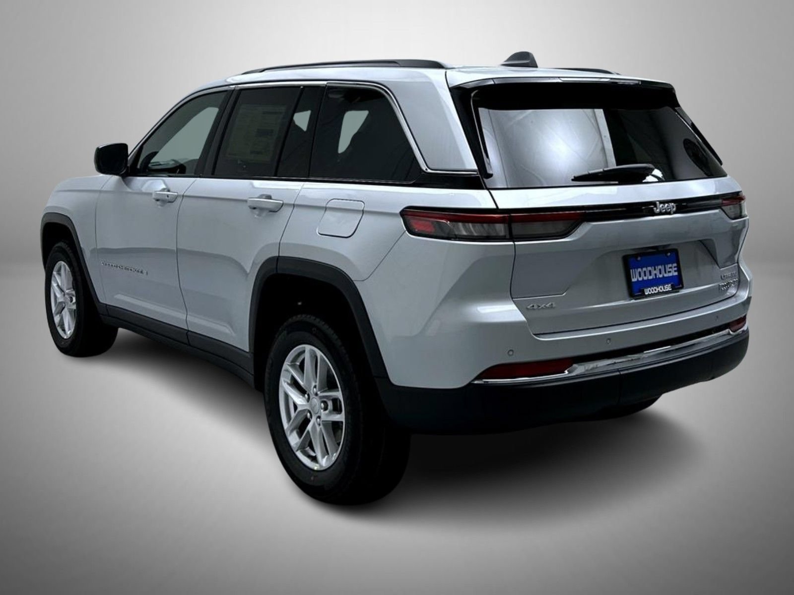 New 2026 Jeep Grand Cherokee Laredo AWD/4WD image 7