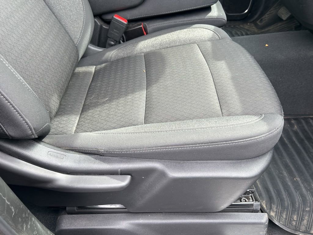 Used 2025 Chevrolet Silverado 2500 LT w/ Convenience Package image 43