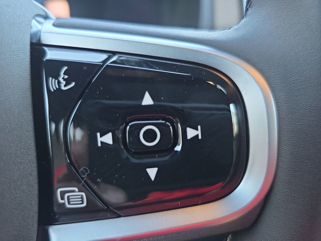 New 2026 Volvo XC90 B6 Plus image 20