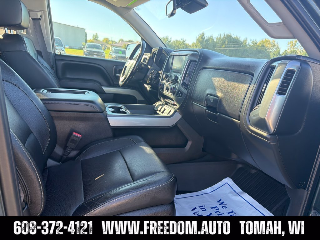 Used 2017 Chevrolet Silverado 1500 LTZ Z71 w/ LTZ Plus Package AWD/4WD image 33