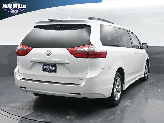 Used 2020 Toyota Sienna LE image 7