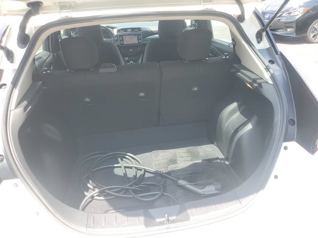 Used 2019 Nissan Leaf SV Plus w/ SV Plus Technology Package FWD image 6