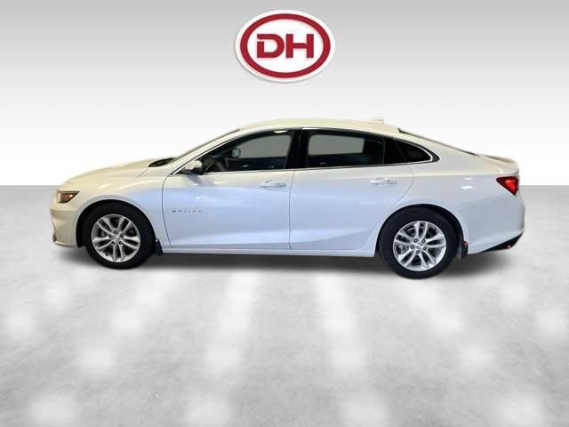 Used 2018 Chevrolet Malibu LT w/ Leather Package FWD image 8