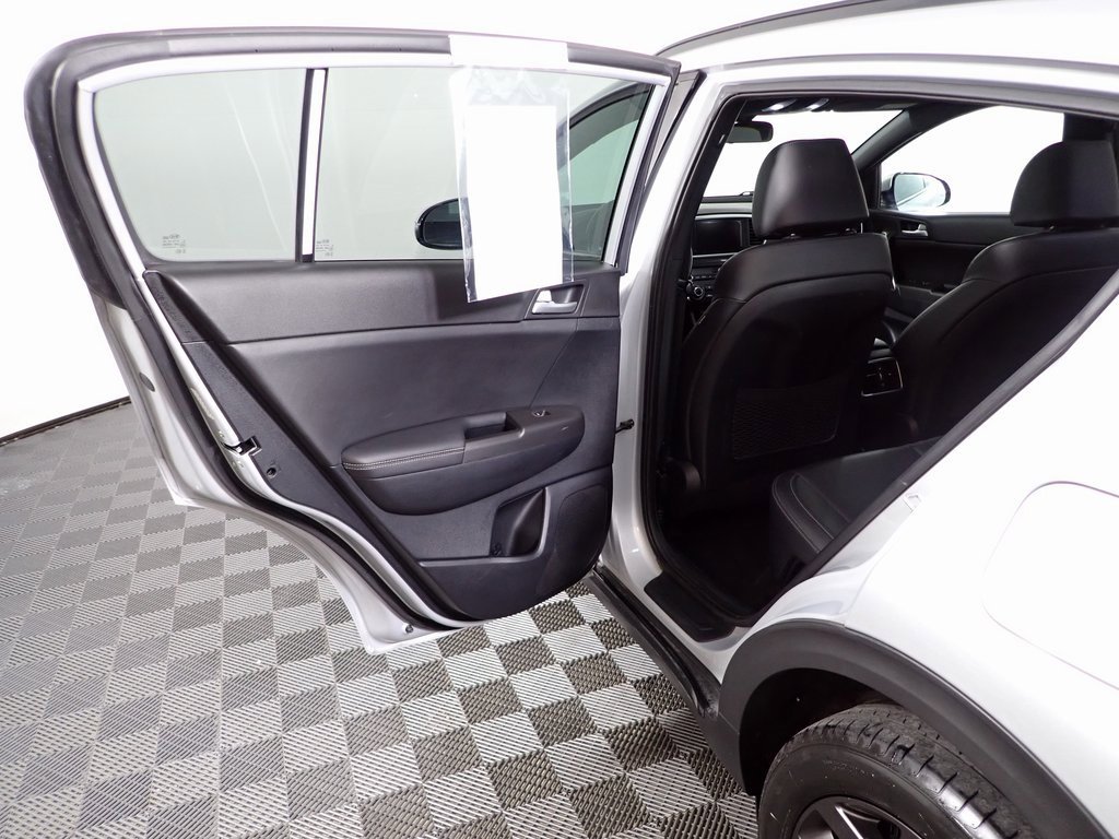 Used 2021 Kia Sportage S image 28