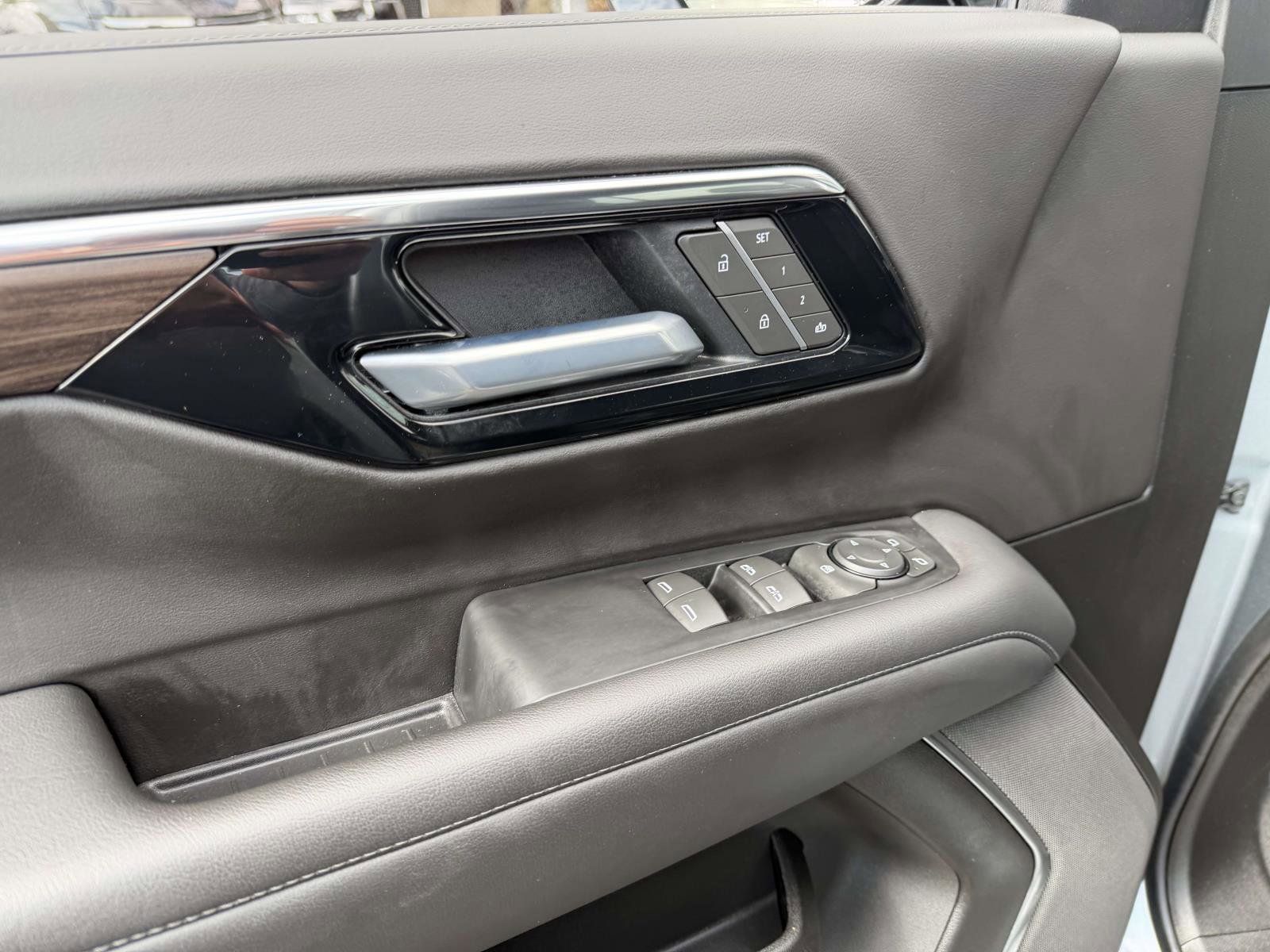 Certified 2025 Chevrolet Tahoe LT image 16