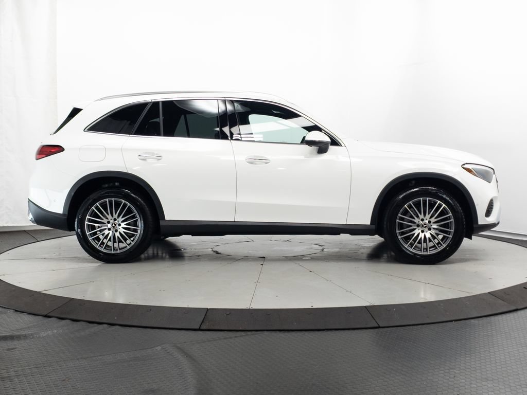 Certified 2026 Mercedes-Benz GLC 300 4MATIC image 31