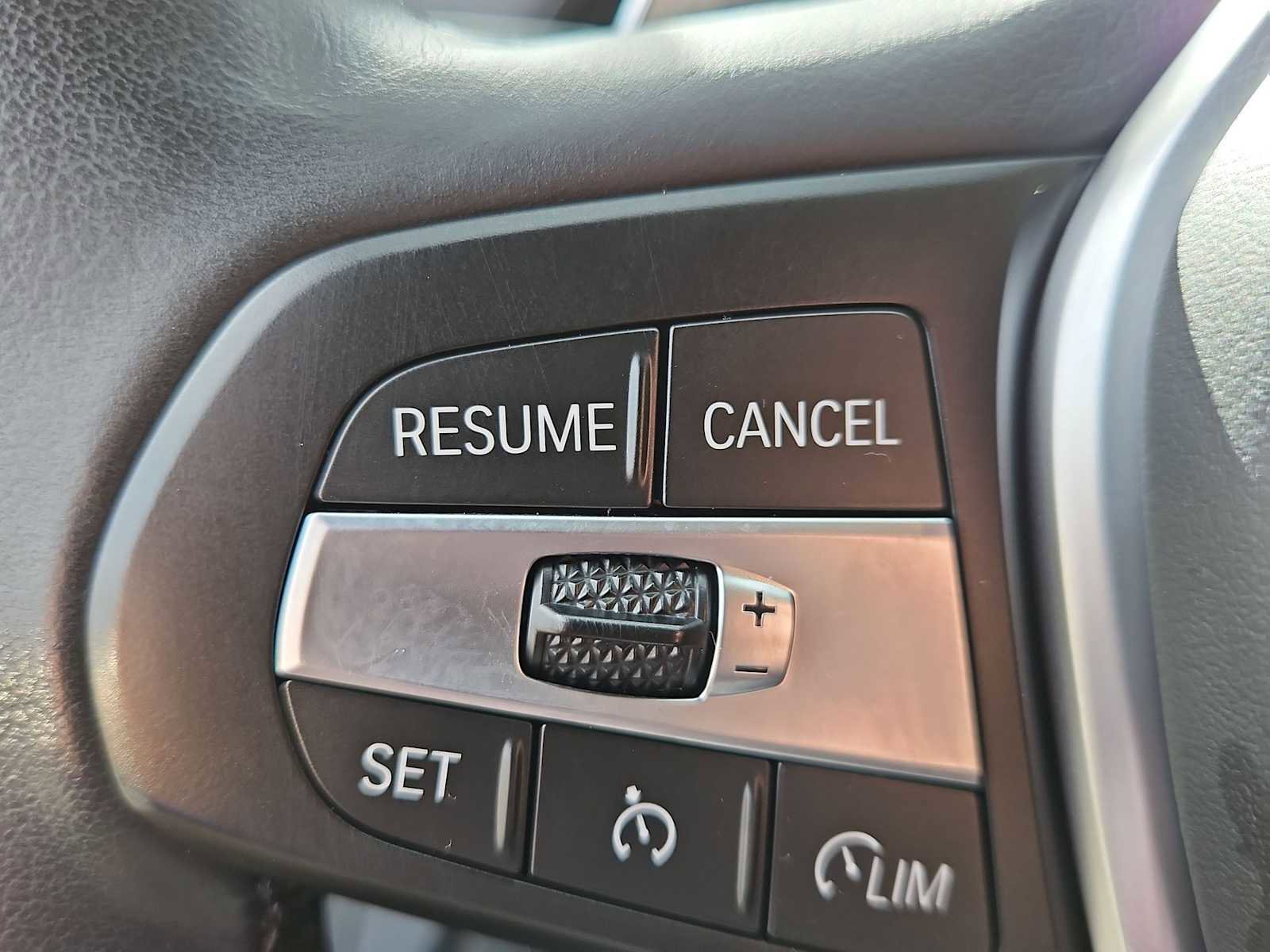 Used 2020 BMW X5 xDrive40i w/ Convenience Package image 23