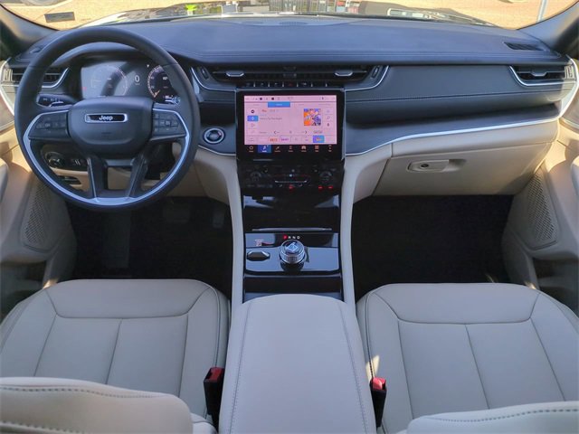 New 2025 Jeep Grand Cherokee Limited w/ Trailer Tow Package image 15