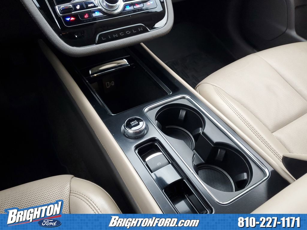 Used 2020 Lincoln Corsair Reserve w/ Elements Package image 30