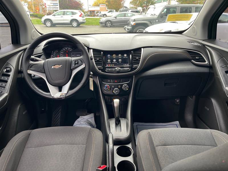 Used 2019 Chevrolet Trax LS image 20