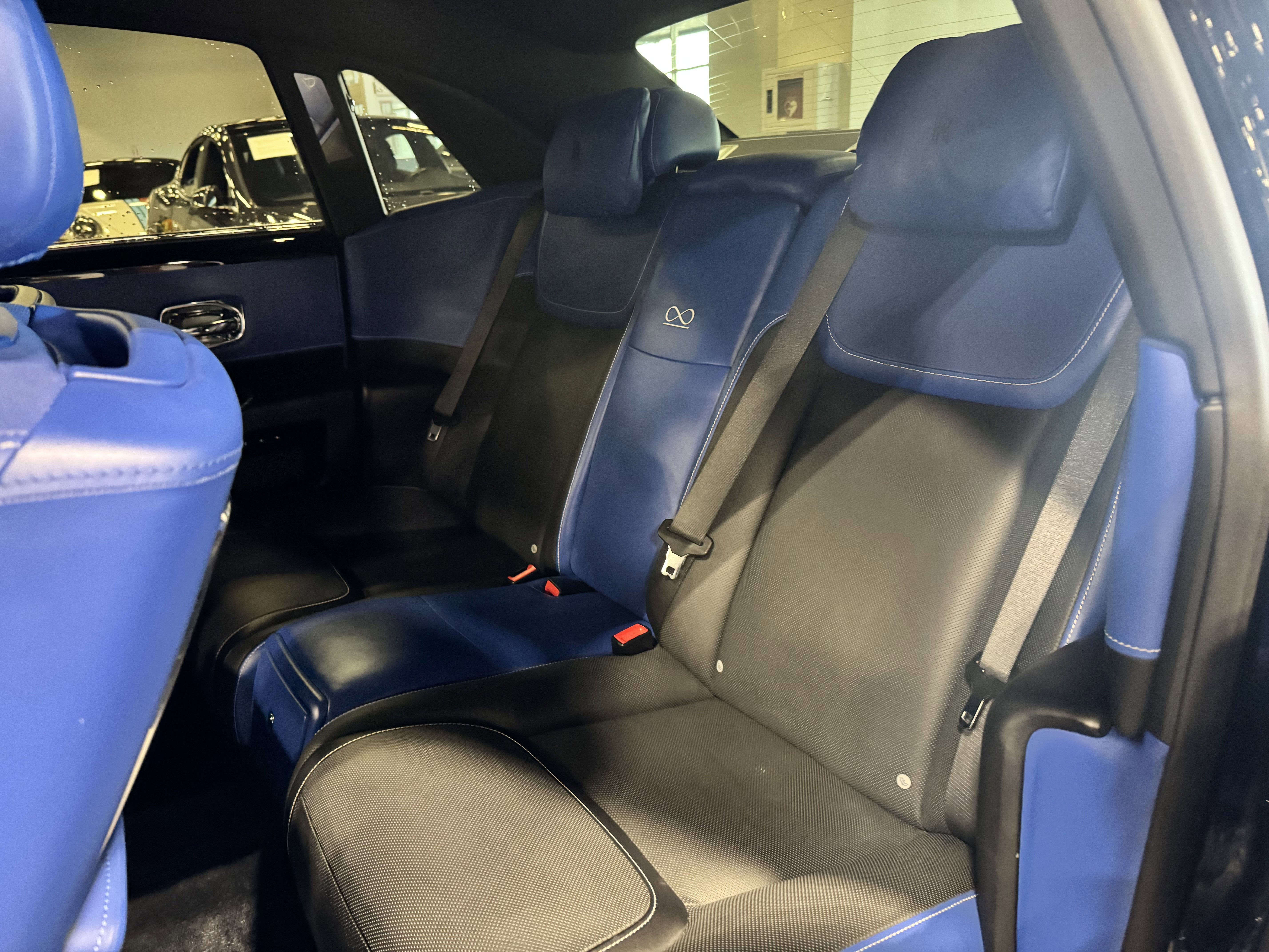 Used 2017 Rolls-Royce Ghost Black Badge image 35