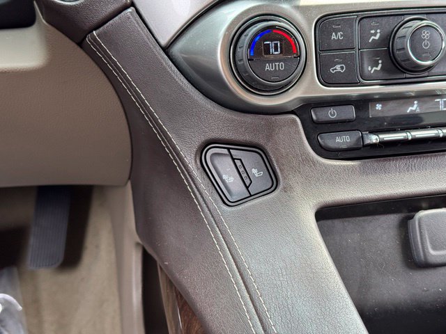 Used 2016 Chevrolet Tahoe LT RWD image 16