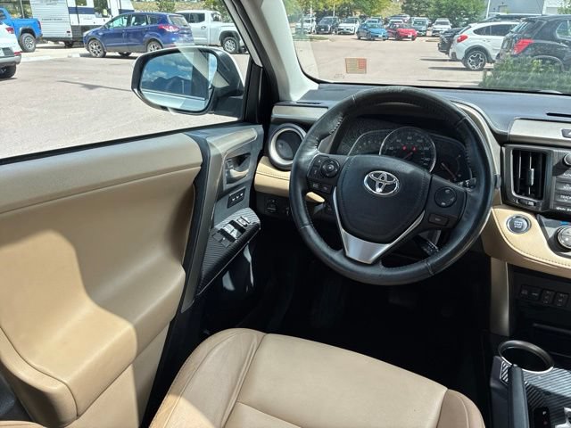 Used 2013 Toyota RAV4 Limited AWD/4WD image 17