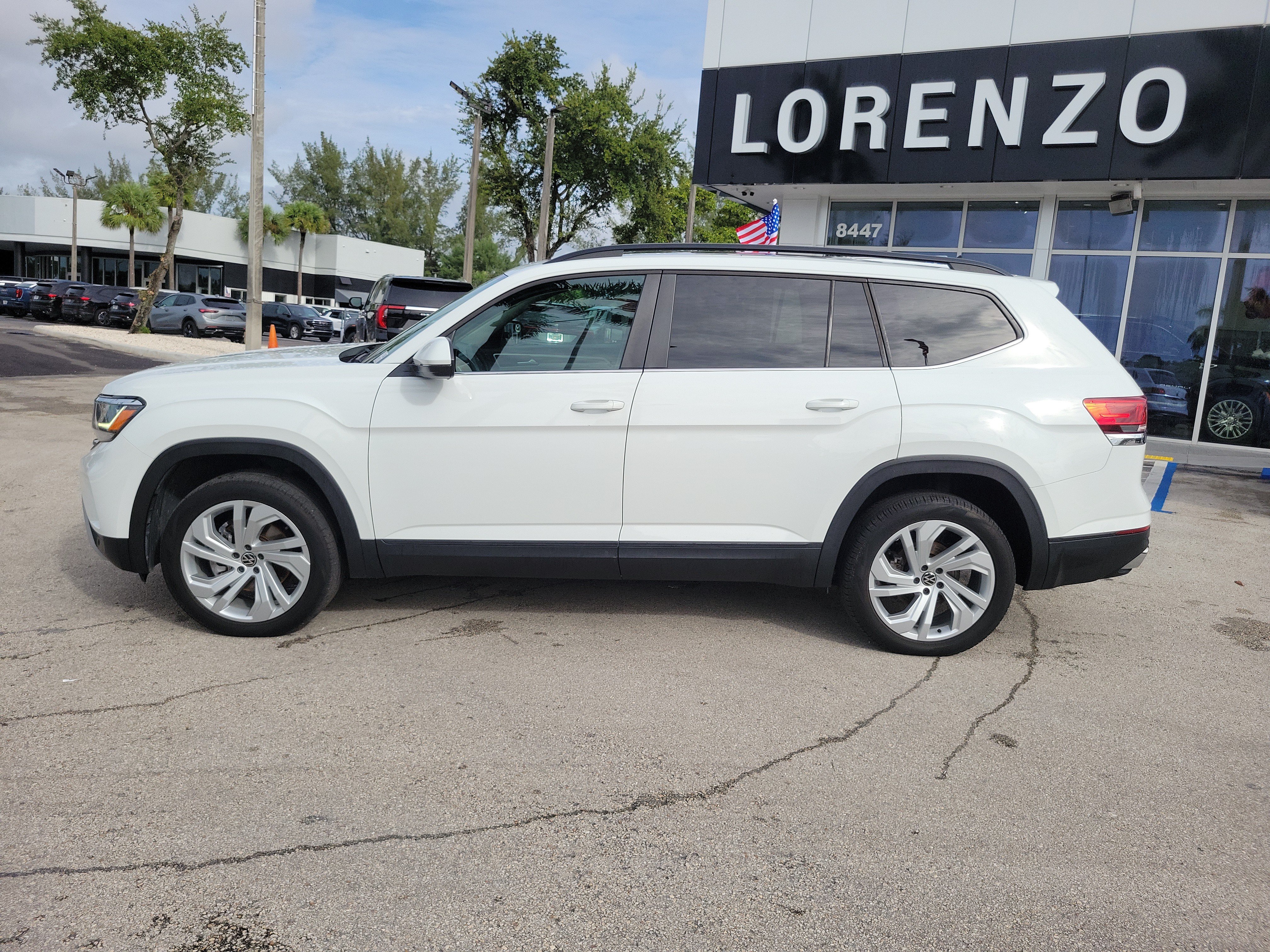 Used 2022 Volkswagen Atlas SE FWD image 8