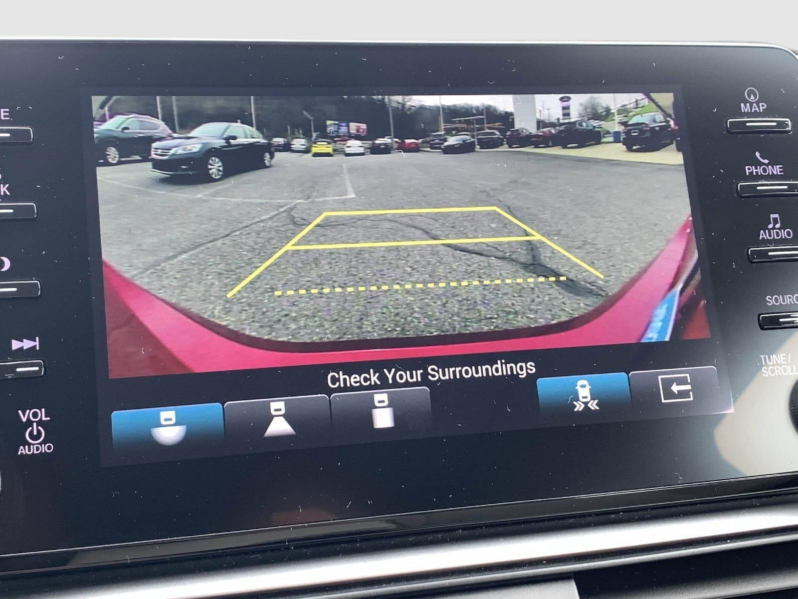 Used 2020 Honda Accord Touring image 25