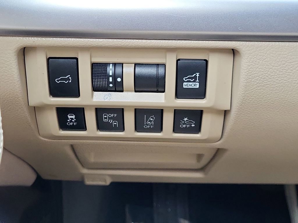 Used 2019 Subaru Outback 2.5i Premium AWD/4WD image 24