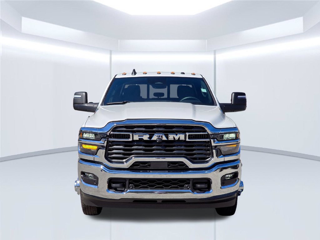 New 2026 RAM 3500 Tradesman AWD/4WD image 14
