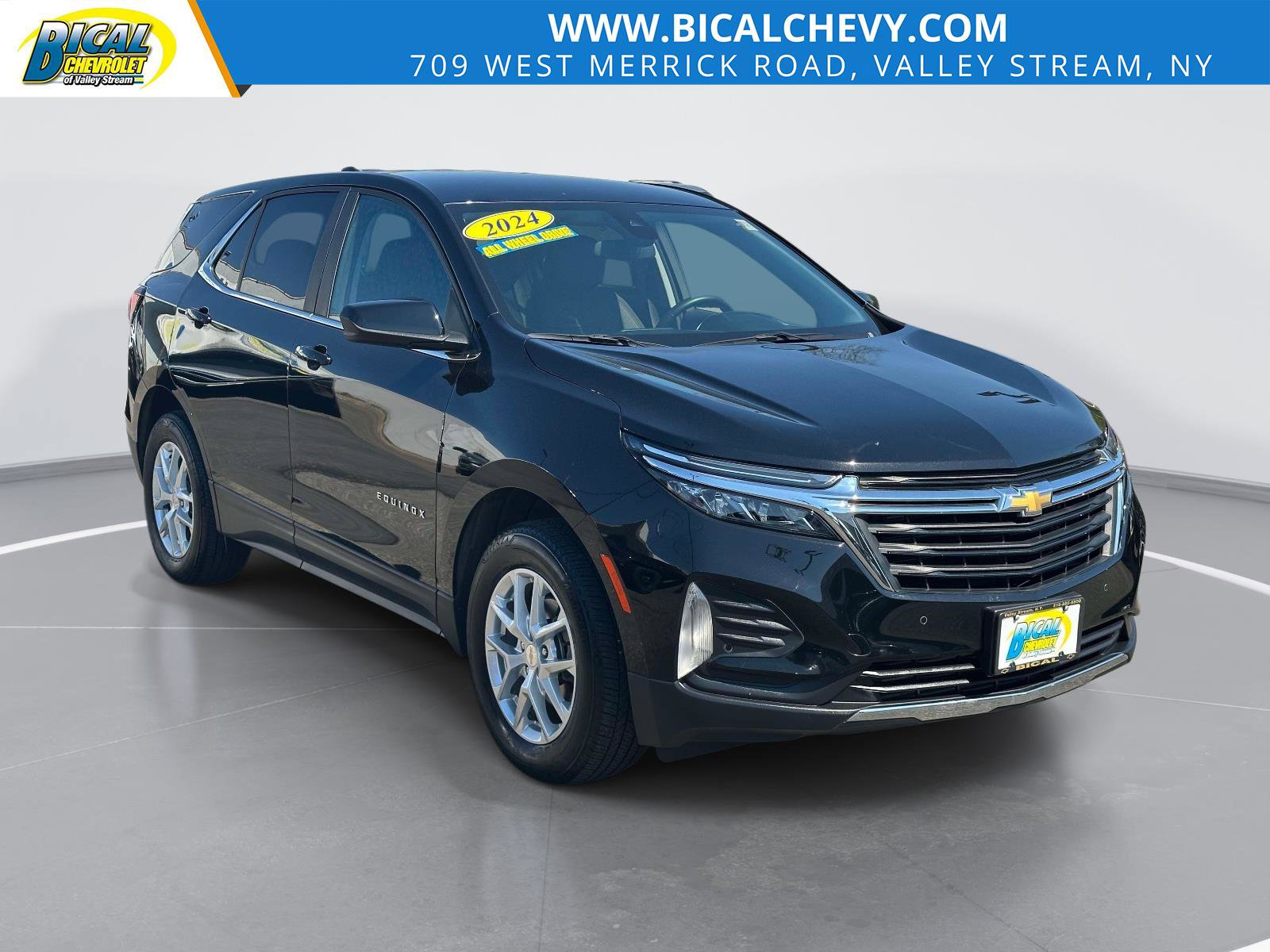 Used 2024 Chevrolet Equinox LT AWD/4WD image 1