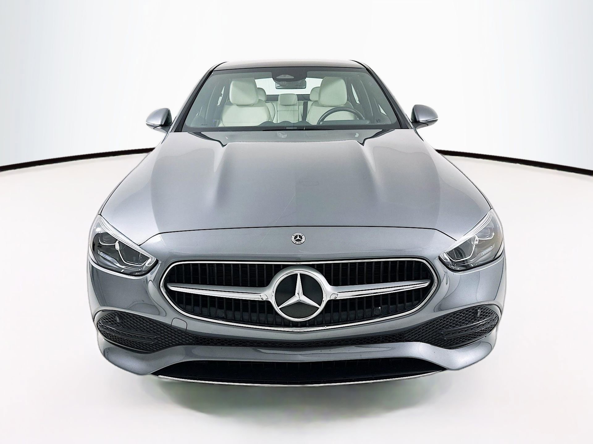 Used 2025 Mercedes-Benz C 300 Sedan image 2