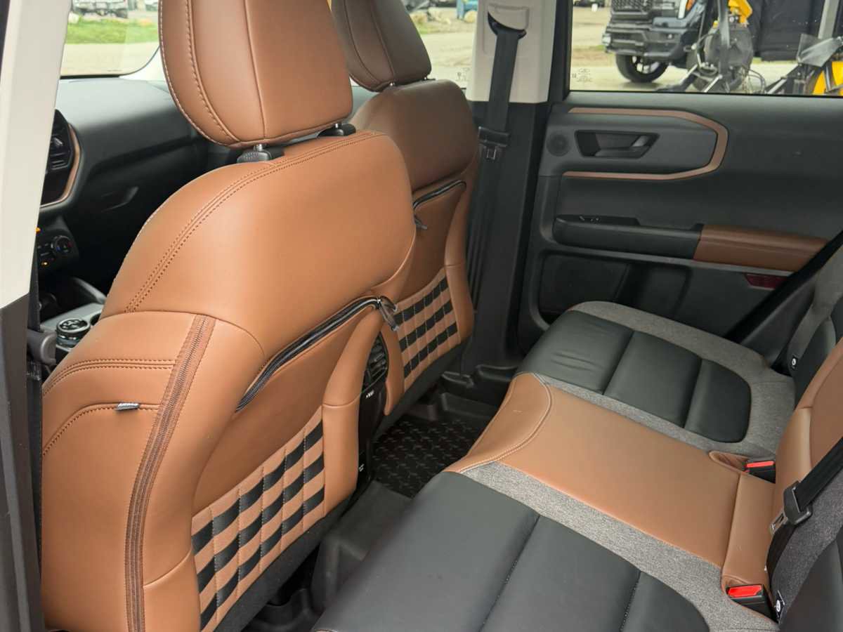 Used 2023 Ford Bronco Sport Outer Banks w/ Tech Package image 16