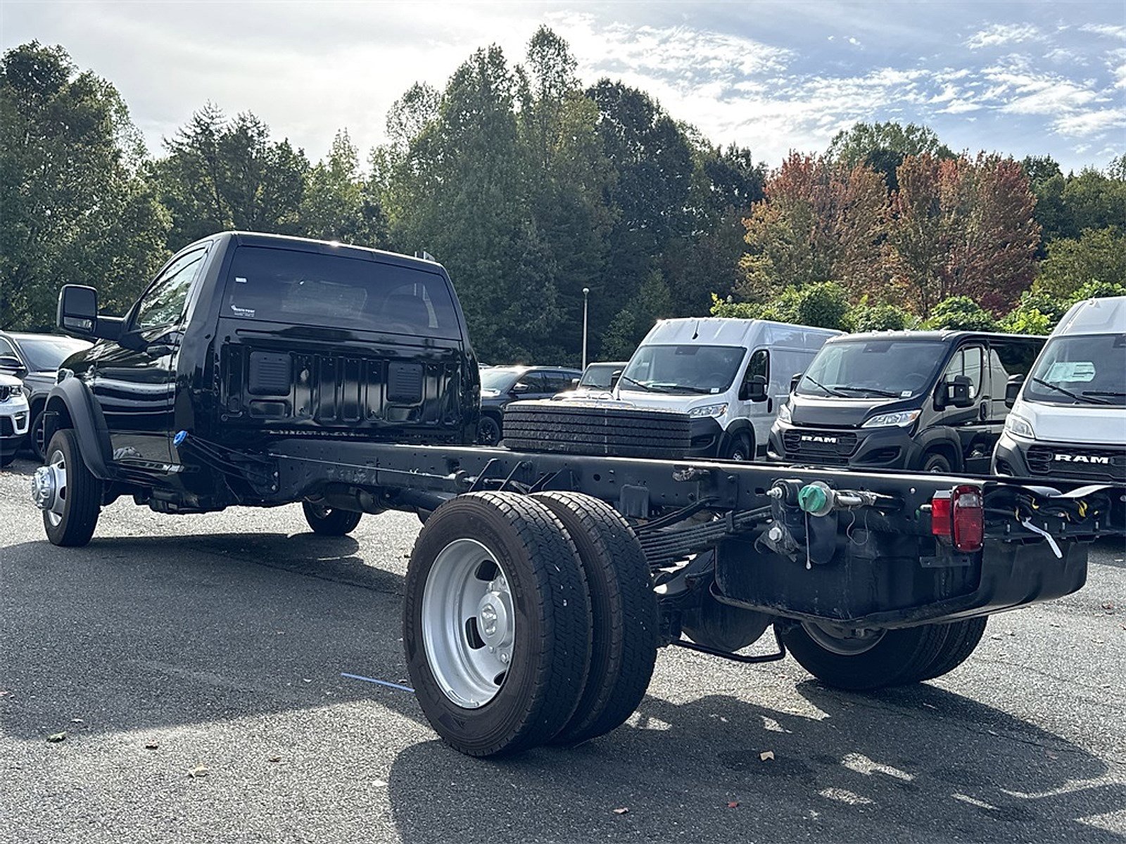 New 2026 RAM 5500 Tradesman w/ Chrome Appearance Group image 3
