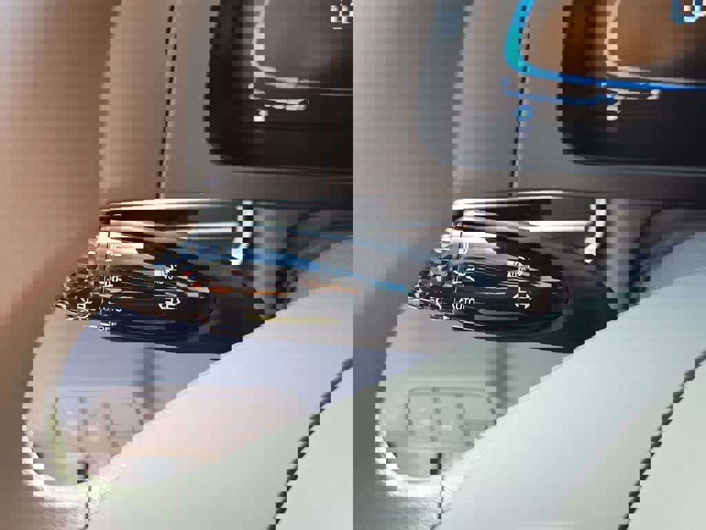 New 2026 Hyundai Elantra SE image 27