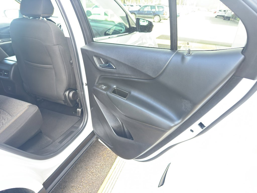 Used 2023 Chevrolet Equinox LT image 16