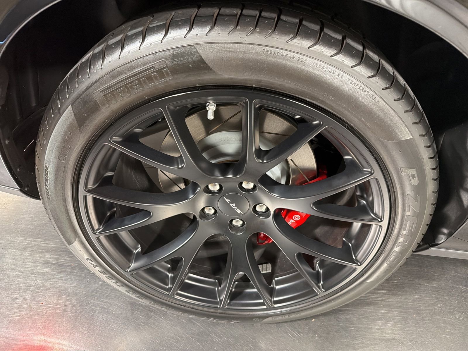Used 2015 Dodge Challenger SRT Hellcat RWD image 8