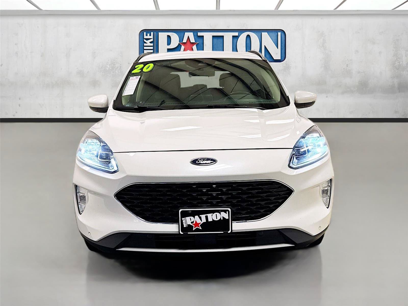 Used 2020 Ford Escape Titanium AWD/4WD image 2