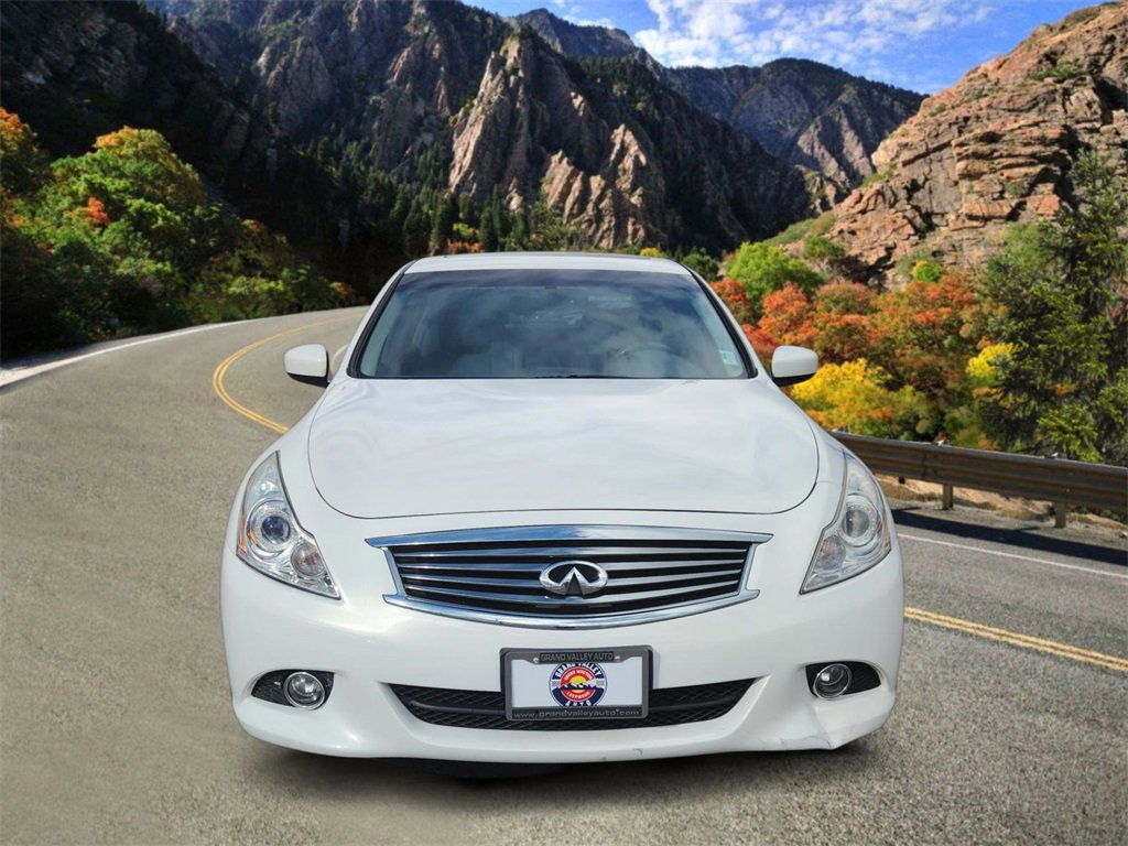 Used 2013 INFINITI G37 x w/ Premium Pkg image 6