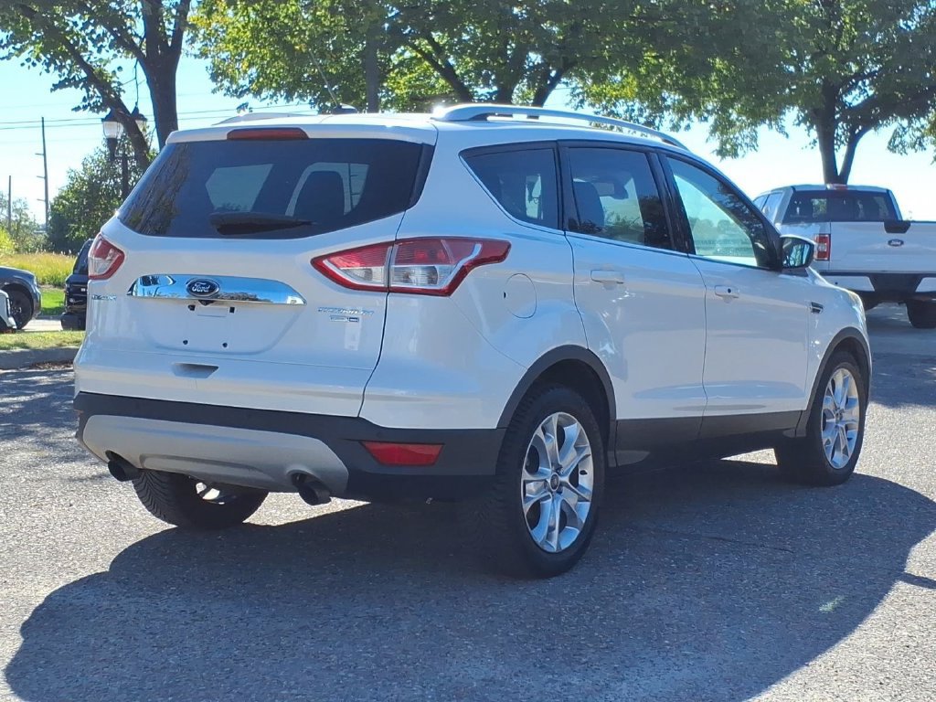 Used 2015 Ford Escape Titanium w/ Equipment Group 301A AWD/4WD image 5