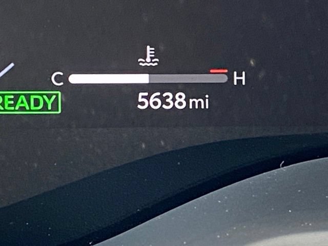 Certified 2025 Toyota Sienna XSE AWD/4WD image 30
