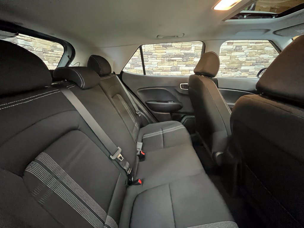 Certified 2023 Hyundai Venue SEL FWD image 39