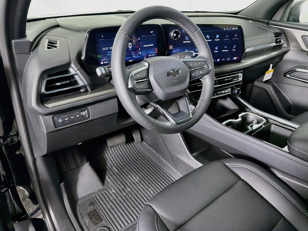 New 2026 Chevrolet Traverse LT w/ Midnight/Sport Edition AWD/4WD image 9