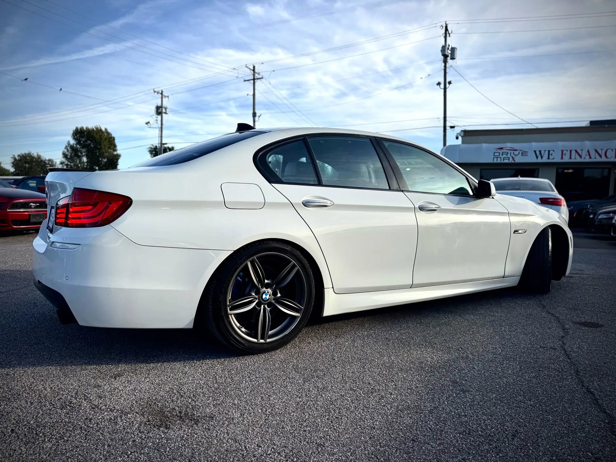 Used 2011 BMW 535i xDrive Sedan image 3