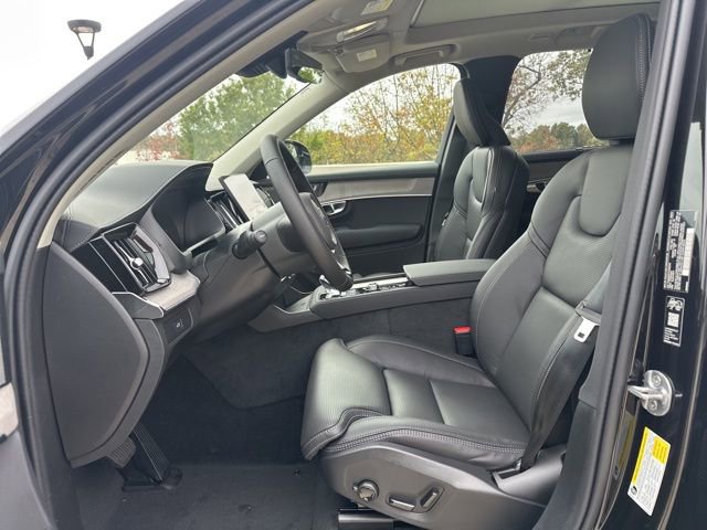 New 2026 Volvo XC90 B6 Ultra w/ Protection Package image 13