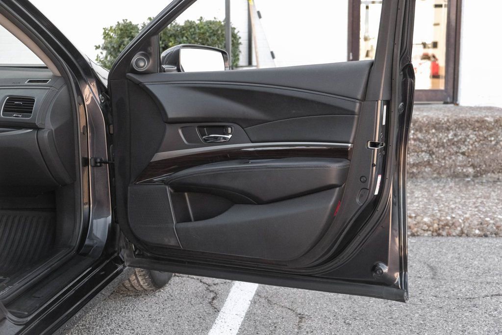 Used 2014 Acura RLX w/ Technology Package image 37