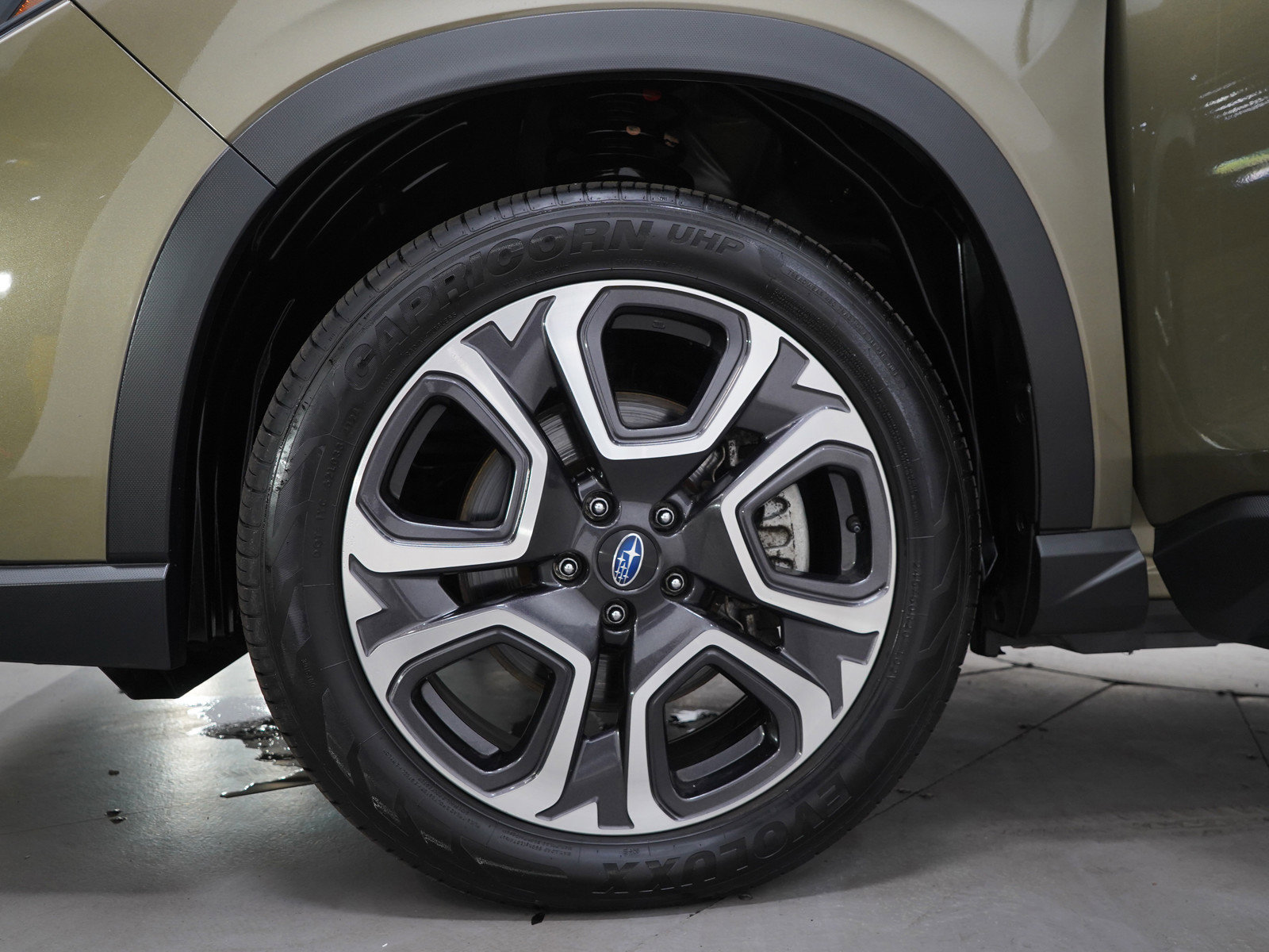 Used 2023 Subaru Ascent Touring AWD/4WD image 32