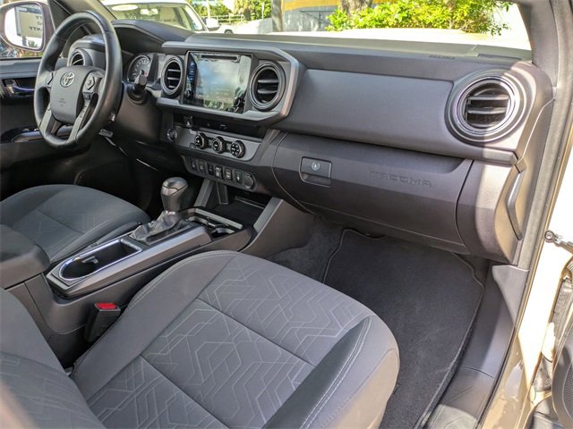 Used 2018 Toyota Tacoma TRD Sport image 25