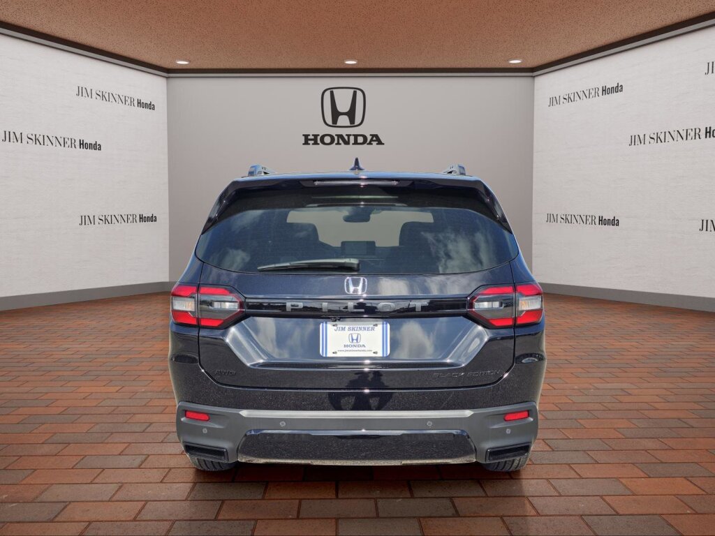 New 2026 Honda Pilot Black Edition image 11