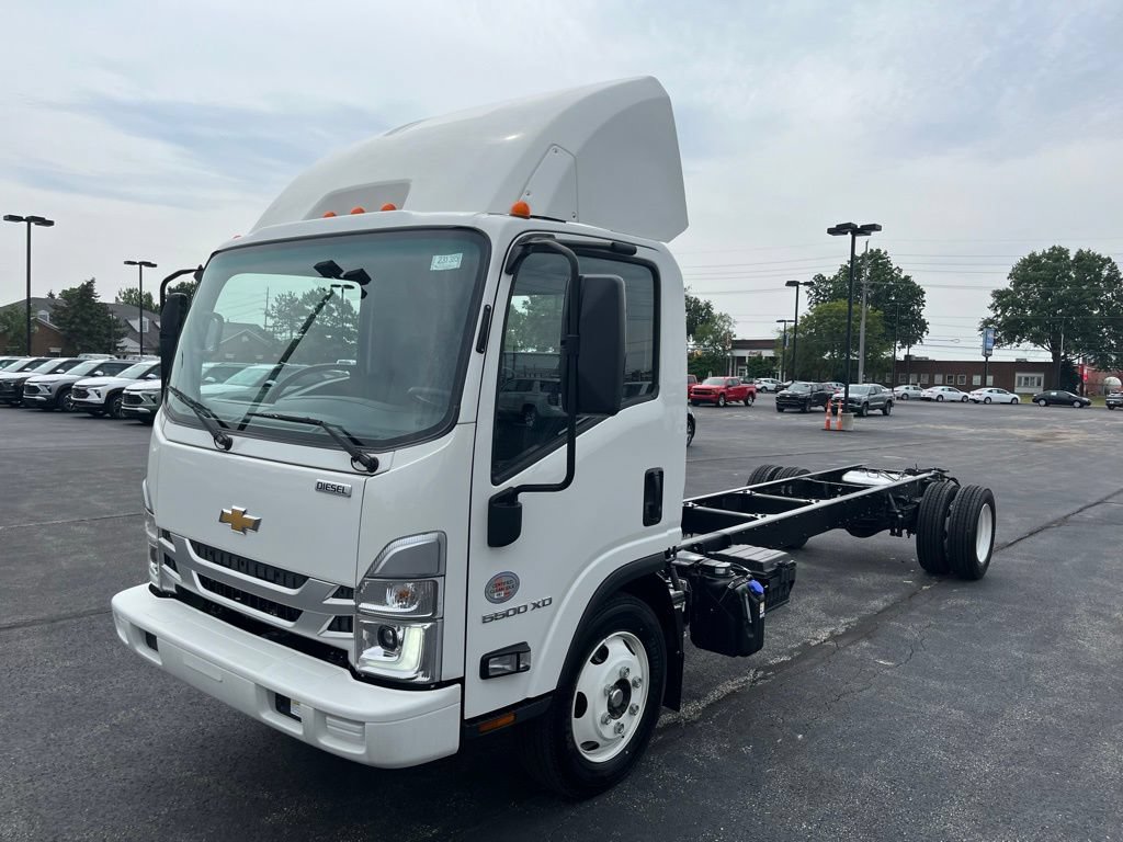 New 2023 Chevrolet Low Cab Forward 5500XD RWD image 3