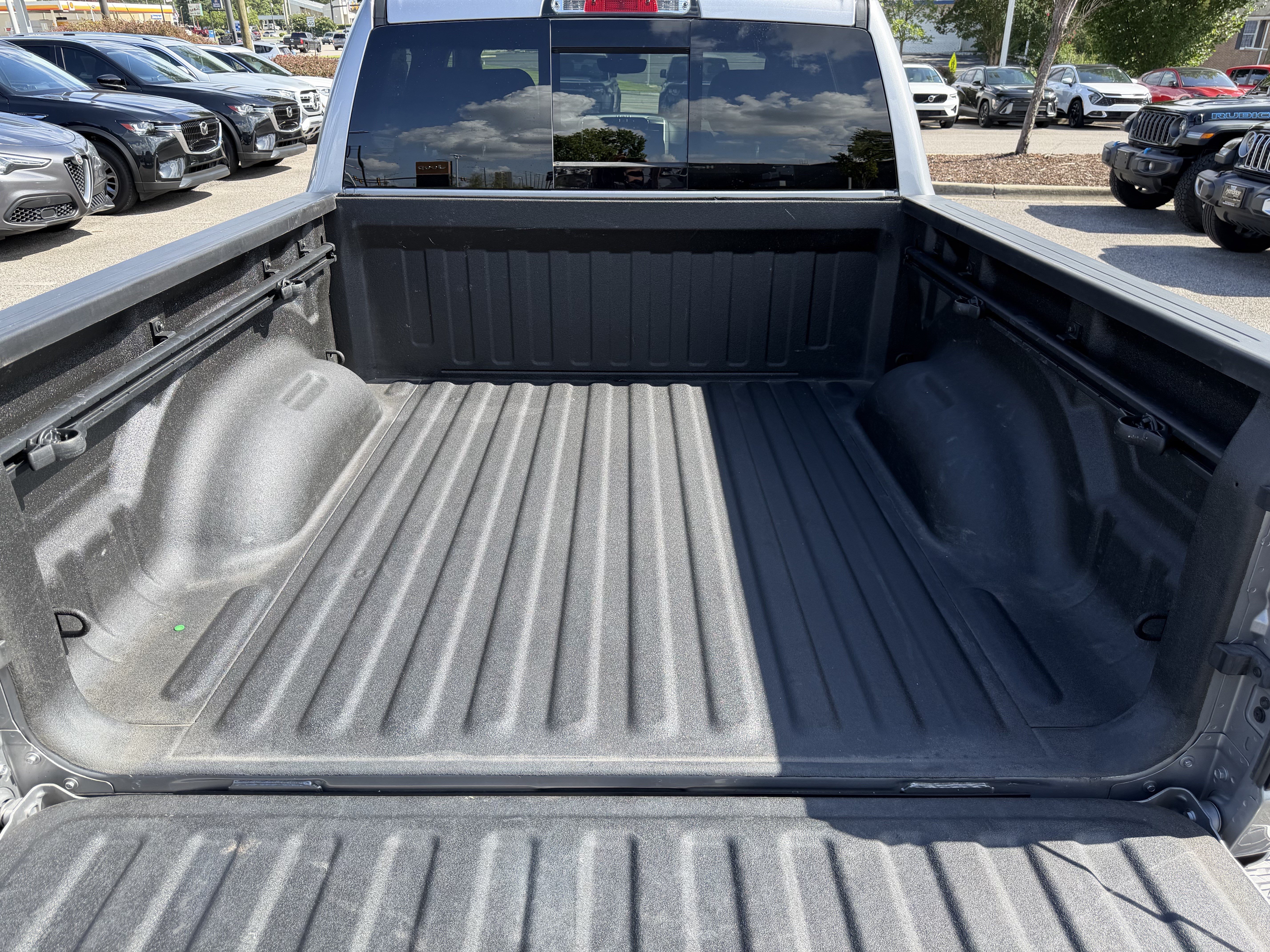 Used 2023 RAM 1500 Big Horn AWD/4WD image 31