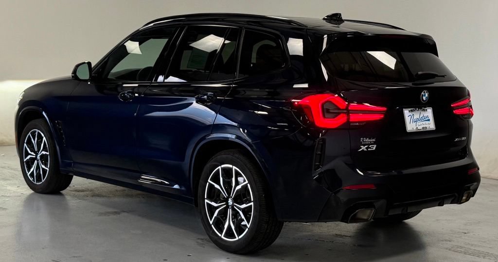 Used 2023 BMW X3 xDrive30i w/ M Sport Package AWD/4WD image 4