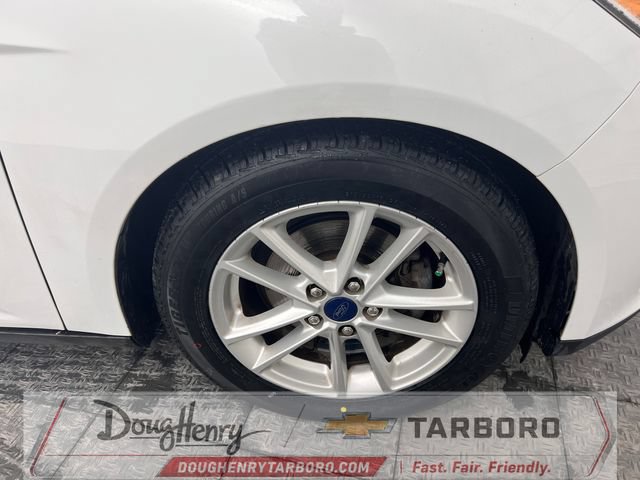 Used 2015 Ford Focus SE FWD image 17