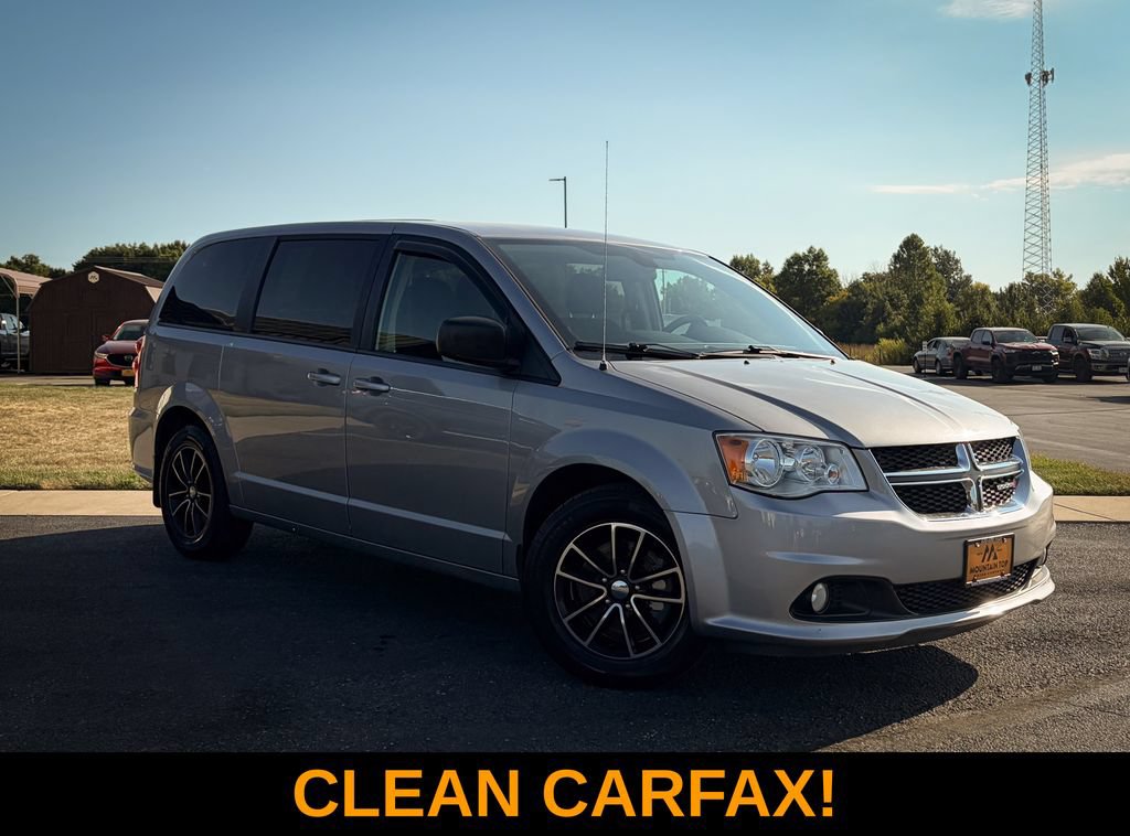 Used 2018 Dodge Grand Caravan SE w/ UConnect Hands-Free Group FWD image 1