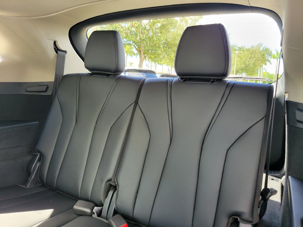 Used 2025 Acura MDX FWD image 14